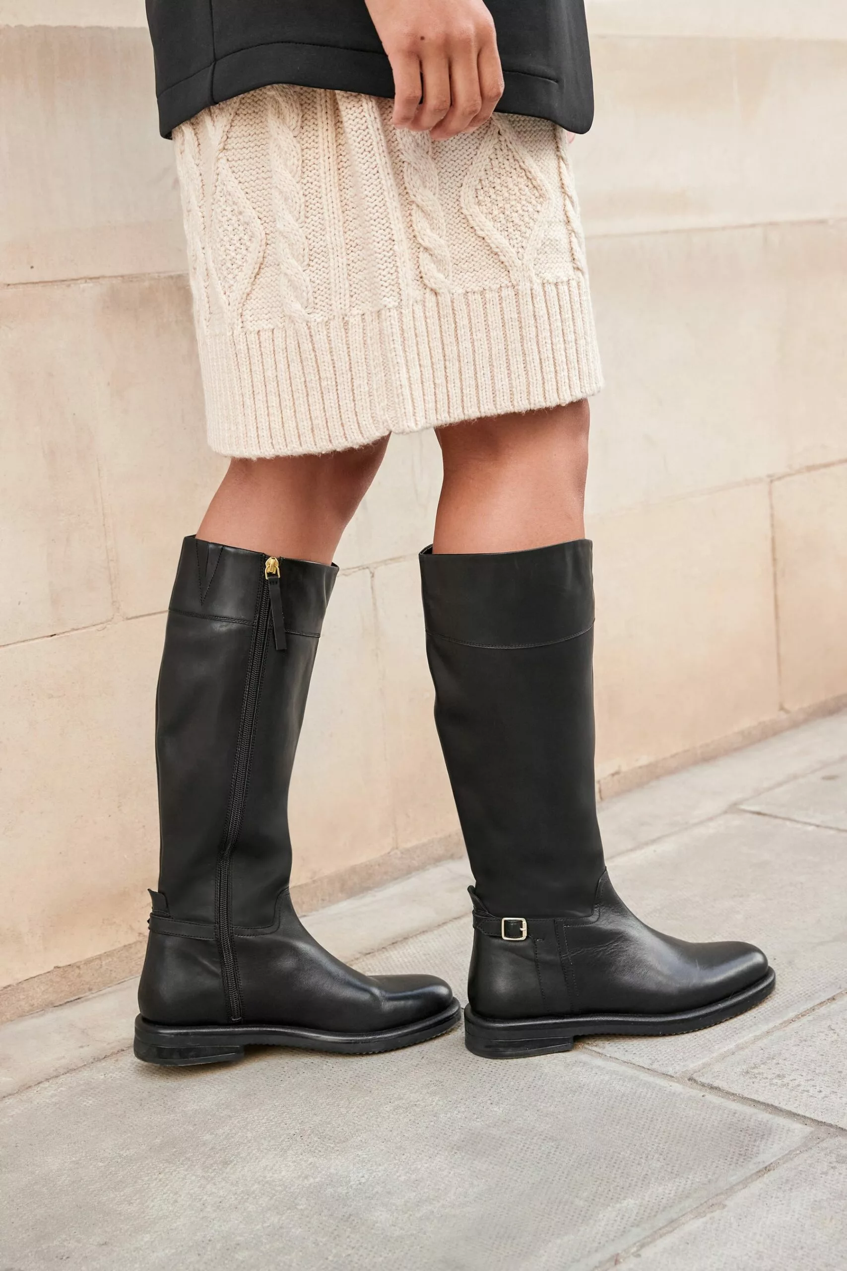 Next Forever Comfort® Kniehohe Lederstiefel Mit Flachem Absatz 2 Next Forever Comfort® Kniehohe Lederstiefel Mit Flachem Absatz – Bild 2